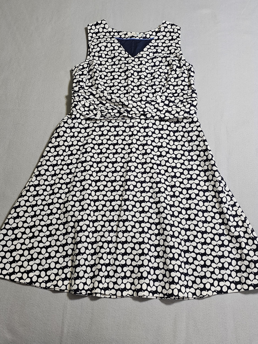 Boden Linen Cotton Navy White Print Fit & Flare Midi Dress Size 14 Pockets - Picture 2 of 10